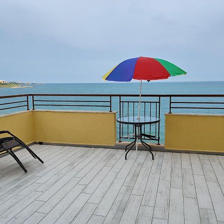 Akb Apartment Sea View Aheloy Luaran gambar