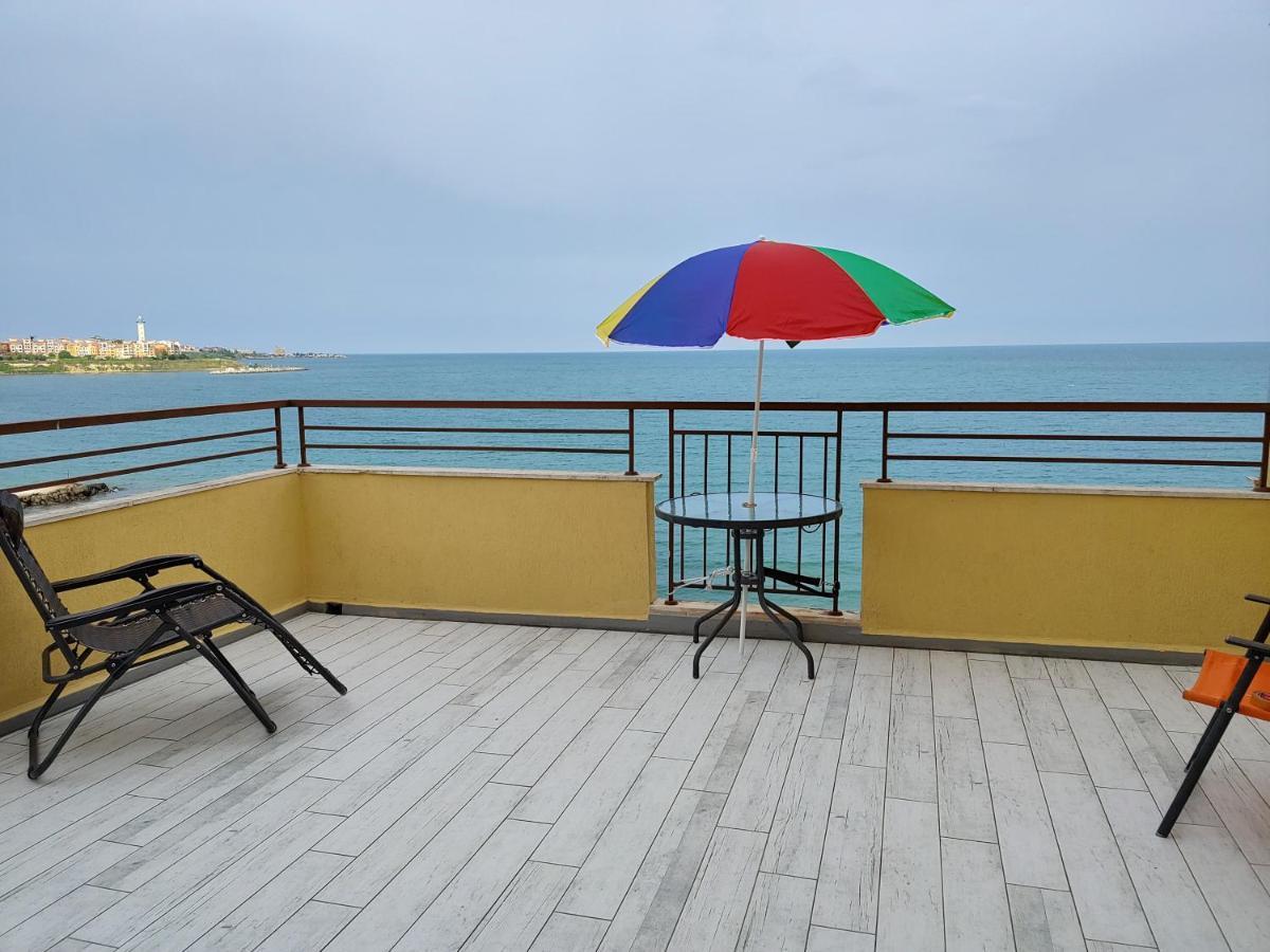 Akb Apartment Sea View Aheloy Luaran gambar