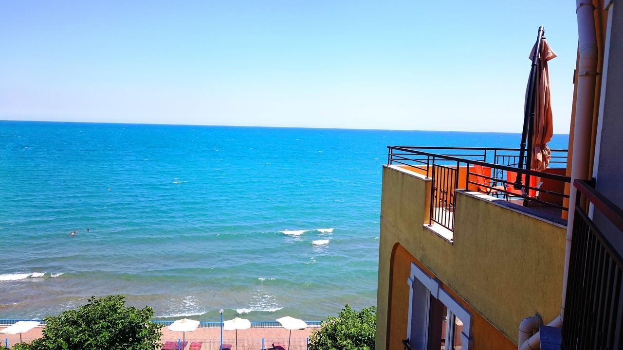 Akb Apartment Sea View Aheloy Luaran gambar
