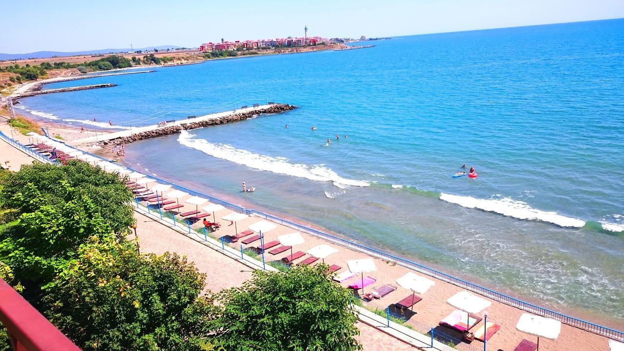 Akb Apartment Sea View Aheloy Luaran gambar